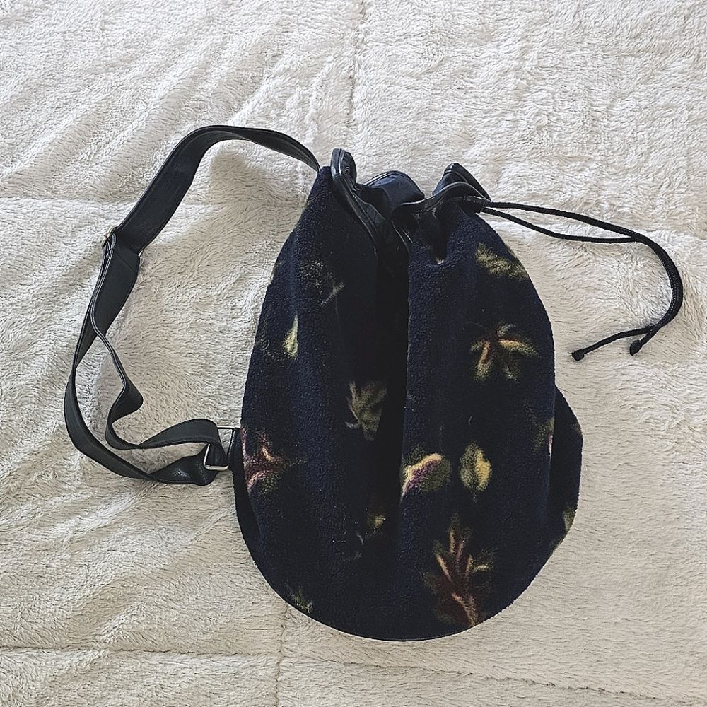 Floral Blue Drawstring Women's Bag. Excellent Condition!